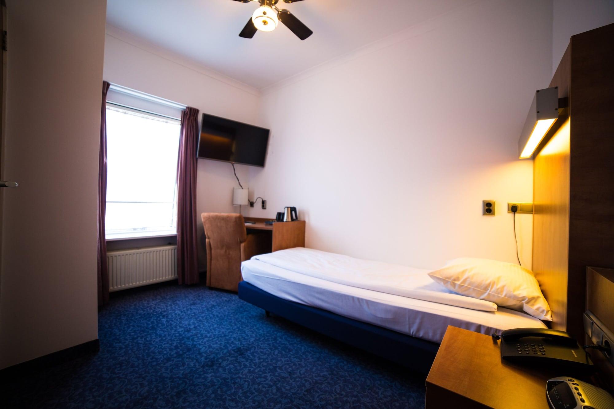 Hotel de Korenbeurs Made Extérieur photo